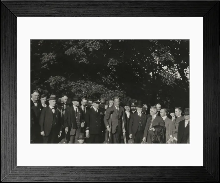 Framed Print : Franklin Roosevelt on crutches in a group of men at the Courthouse in Pittsburgh, 1924 Framed Print : Franklin Roosevelt on crutches in a group of men at the Courthouse in Pittsburgh, 1924