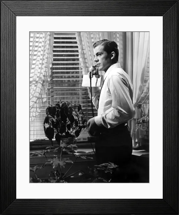 Framed Print : LAURA, Dana Andrews, 1944. TM and Copyright 20th Century Fox Film Corp. All rights reserved. Courtesy: Everett Collection