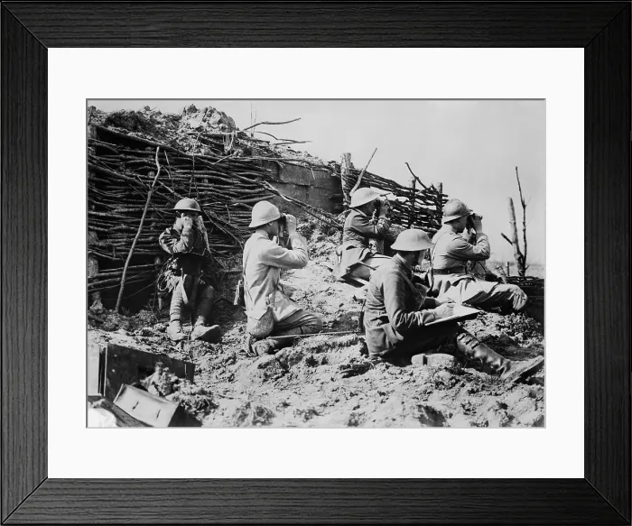 Framed Print : British and French artillery observers during World War 1. Soldiers use binoculars and one is on a field telephone to communicate with artillery. Ca. 1914-18. (BSLOC_2013_5_48)