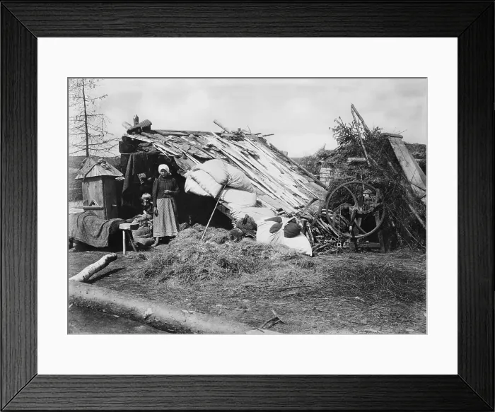 Framed Print : World War 1. Russian Poles in war zone living in ruins. The Eastern Front was more fluid than the Western Front Framed Print : World War 1. Russian Poles in war zone living in ruins. The Eastern Front was more fluid than the Western Front
