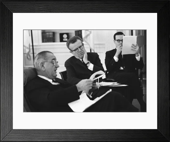 Framed Print : President Lyndon Johnson with political strategist Larry O'Brien and White House Press Secretary, Bill Moyers. March 29, 1965