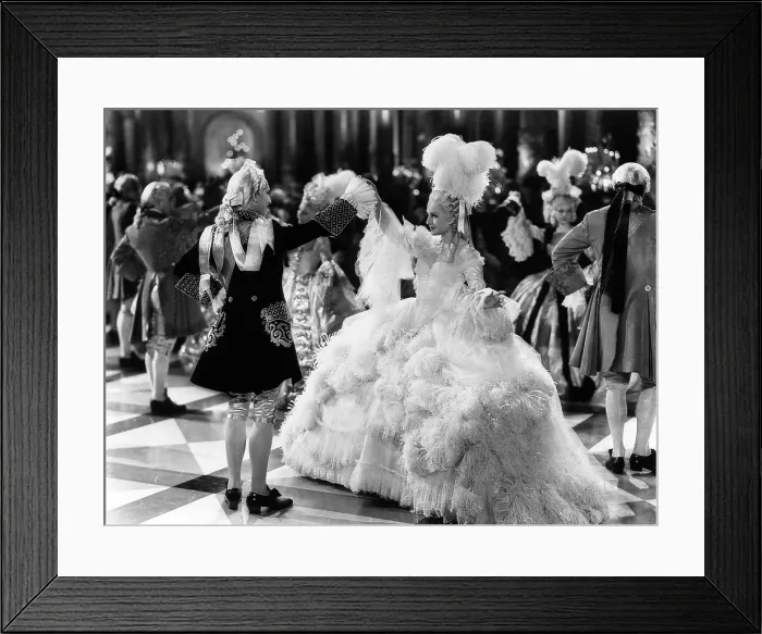 Framed Print : MARIE ANTOINETTE, Norma Shearer, 1938 Framed Print : MARIE ANTOINETTE, Norma Shearer, 1938