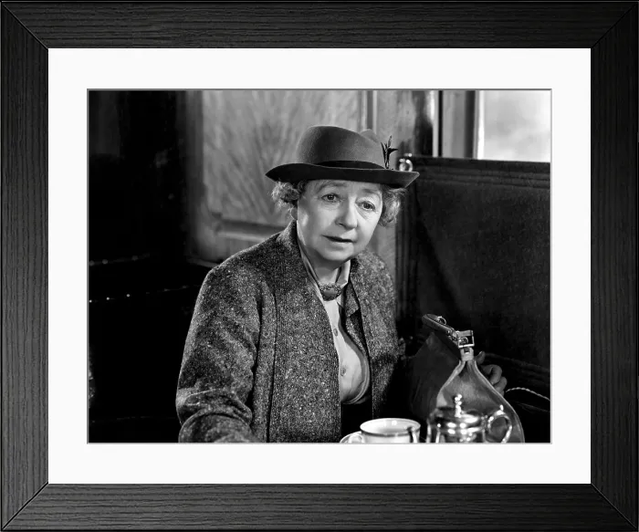 Framed Print : THE LADY VANISHES, Dame May Whitty, 1938