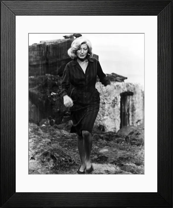 Framed Print : L'AVVENTURA, Monica Vitti, 1960