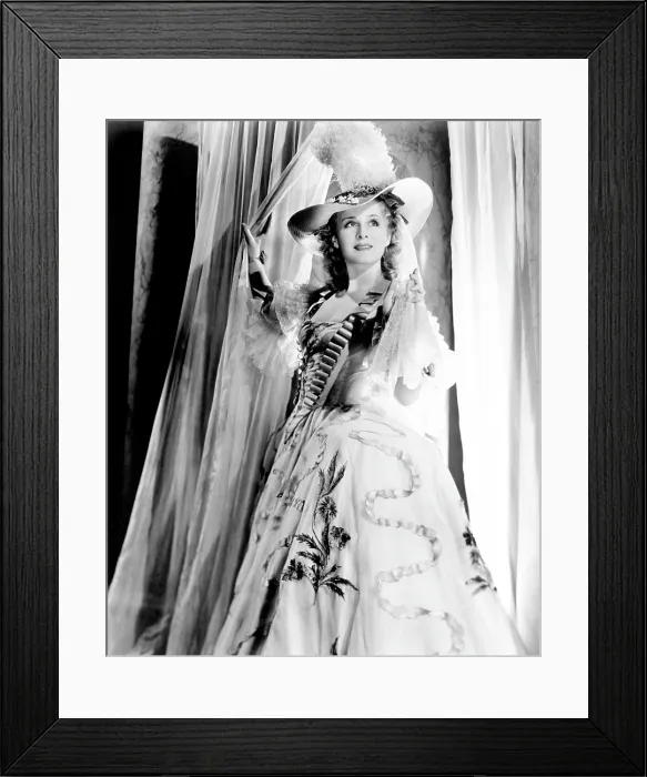 Framed Print : MARIE ANTOINETTE, Norma Shearer, 1938 Framed Print : MARIE ANTOINETTE, Norma Shearer, 1938