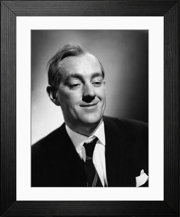 Framed Print : LAST HOLIDAY, Alec Guinness, 1950