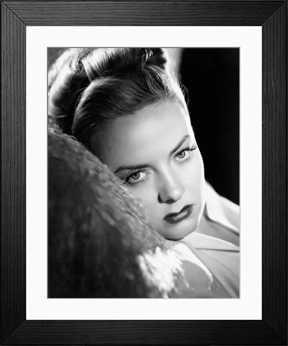 Framed Print : LADY IN THE LAKE, Audrey Totter, 1947 Framed Print : LADY IN THE LAKE, Audrey Totter, 1947