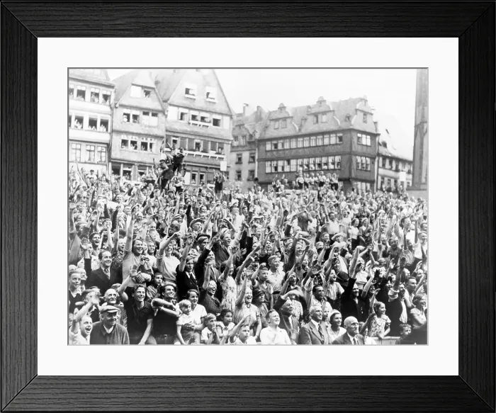 Framed Print : German admirers cheering Max Schmeling with a Nazi salute at City Hall in Frankfort, Germany