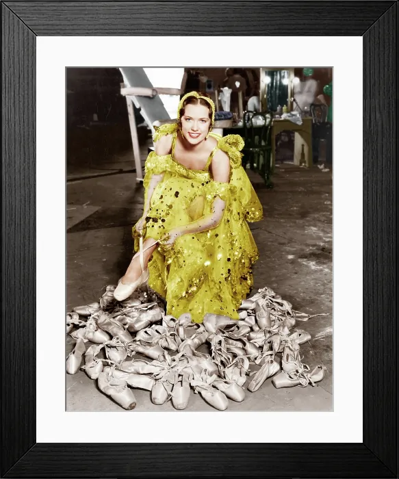 Framed Print : BROADWAY MELODY OF 1936, Eleanor Powell, on set, 1935