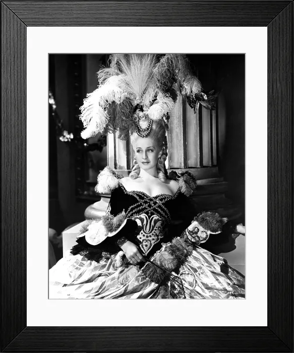 Framed Print : MARIE ANTOINETTE, Norma Shearer (in a costume by Adrian and a wig by Sydney Guilaroff), 1938