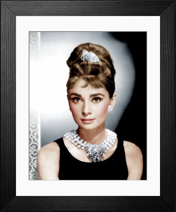 Framed Print : BREAKFAST AT TIFFANY'S, Audrey Hepburn, 1961 Framed Print : BREAKFAST AT TIFFANY'S, Audrey Hepburn, 1961