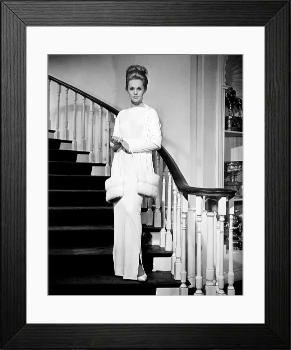Framed Print : MARNIE, Tippi Hedren, 1964
