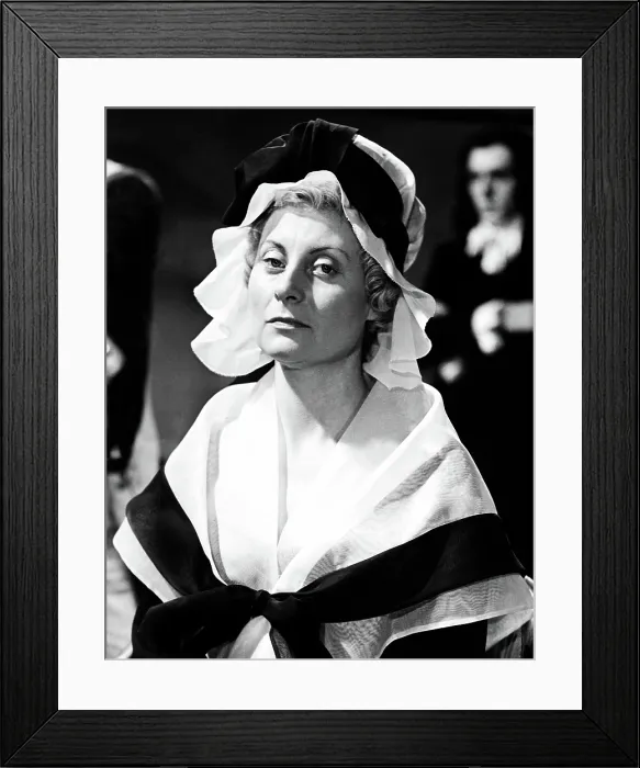 Framed Print : MARIE-ANTOINETTE REINE DE FRANCE, (aka SHADOW OF THE GUILLOTINE), Michele Morgan, 1956