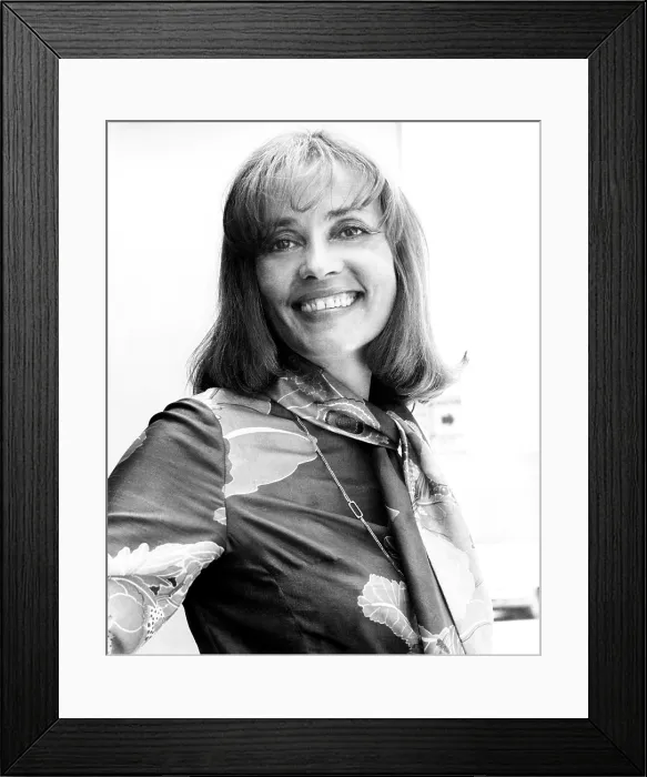 Framed Print : ALEX IN WONDERLAND, Jeanne Moreau, 1970 Framed Print : ALEX IN WONDERLAND, Jeanne Moreau, 1970