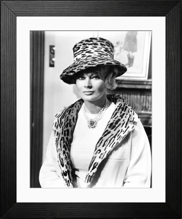 Framed Print : THE ALPHABET MURDERS, Anita Ekberg, 1965 Framed Print : THE ALPHABET MURDERS, Anita Ekberg, 1965