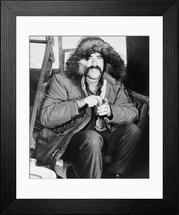Framed Print : MASH, (aka M*A*S*H*), Elliott Gould, 1970, TM & Copyright 20th Century Fox Film Corp. / courtesy Everett Collection Framed Print : MASH, (aka M*A*S*H*), Elliott Gould, 1970, TM & Copyright 20th Century Fox Film Corp. / courtesy Everett Collection
