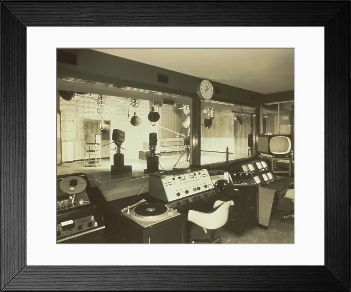 Framed Print : Television studio at the Annenberg School of Communications, University of Pennsylvania. 1963 Framed Print : Television studio at the Annenberg School of Communications, University of Pennsylvania. 1963