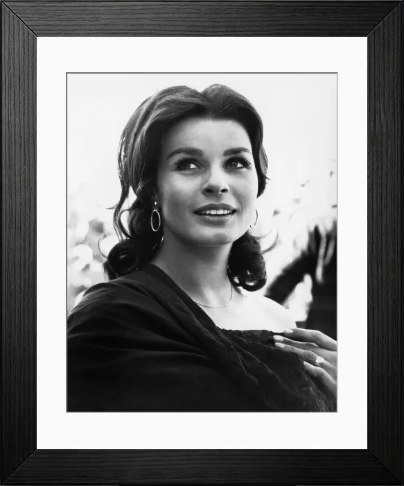 Framed Print : MAJOR DUNDEE, Senta Berger, 1965