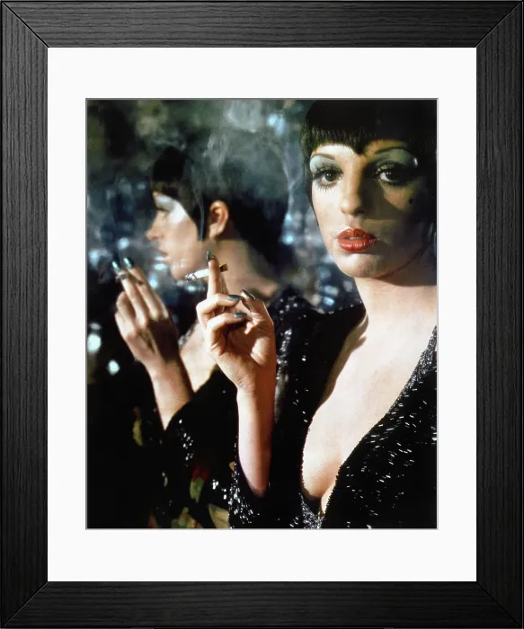 Framed Print : CABARET, Liza Minnelli, 1972 Framed Print : CABARET, Liza Minnelli, 1972