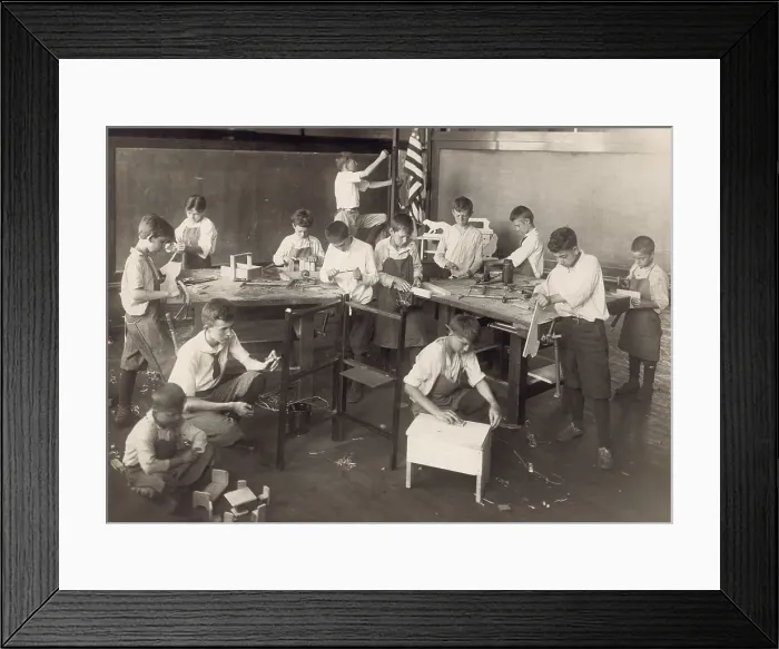 Framed Print : Boys learn carpentry in an open air summer school in Chicago in 1917