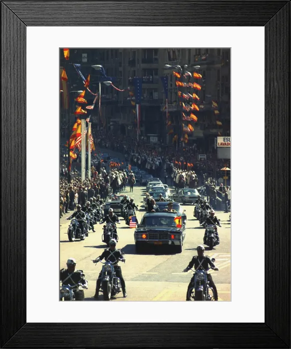 Framed Print : President Nixon waves to the crowd during a motorcade through Madrid Spain. October 2 1970