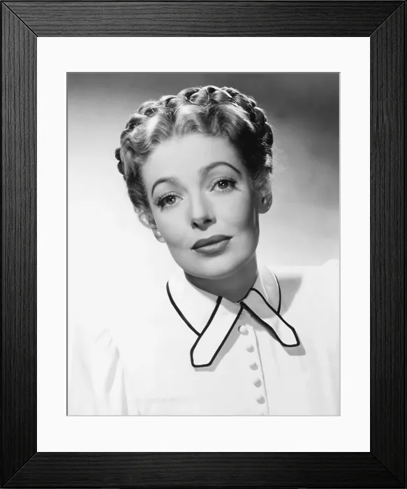 Framed Print : THE FARMER'S DAUGHTER, Loretta Young, 1947 Framed Print : THE FARMER'S DAUGHTER, Loretta Young, 1947