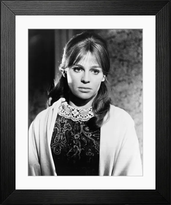 Framed Print : FAR FROM THE MADDING CROWD, Julie Christie, 1967