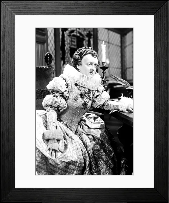 Framed Print : THE PRIVATE LIVES OF ELIZABETH AND ESSEX, Bette Davis, 1939 Framed Print : THE PRIVATE LIVES OF ELIZABETH AND ESSEX, Bette Davis, 1939