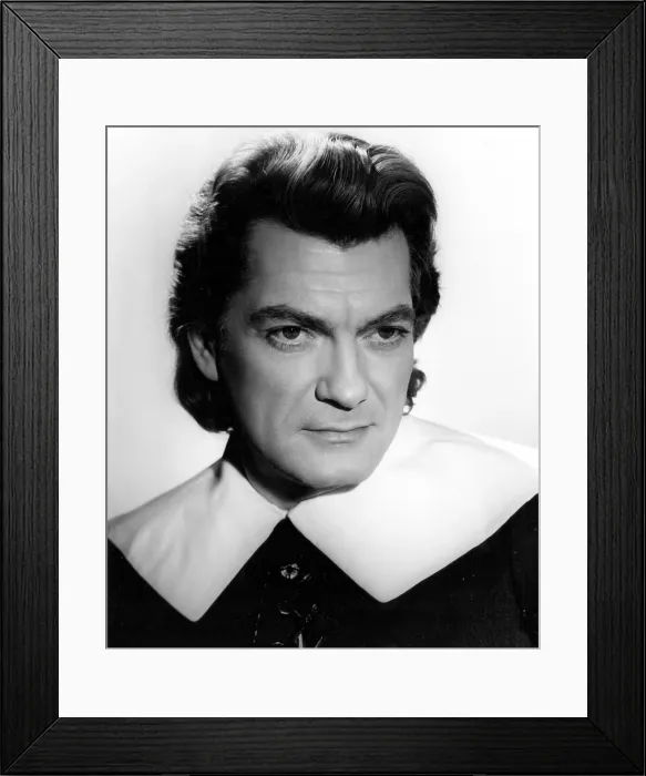 Framed Print : CAPTAIN FRACASSA, (aka LE CAPITAINE FRACASSE), Jean Marais, 1961
