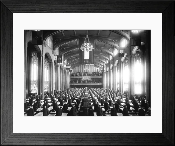 Framed Print : Students Army Training Corps in the Great Hall, College of the City of New York. They are students in the Signal Corps School of Radio and Multiplex Telegraphy. World War I. Ca