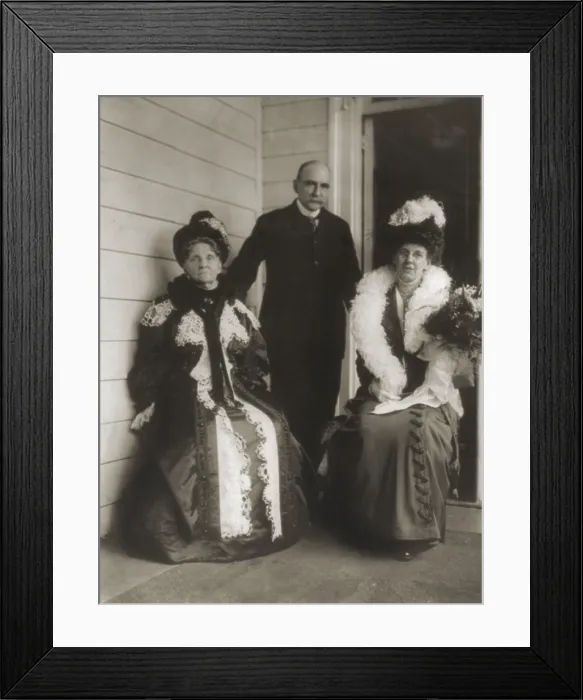 Framed Print : Hetty Green 1835-1916 with her daughter Sylvia and new son-in-law Matthew Astor Wilks a descendent of John Jacob Astor