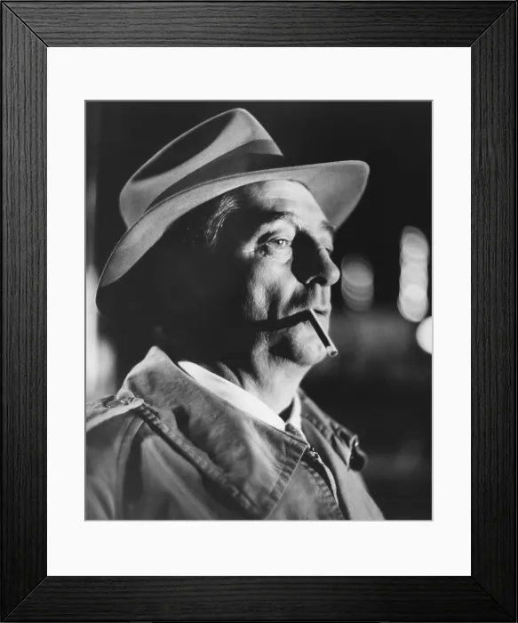 Framed Print : FARWELL, MY LOVELY, Robert Mitchum, 1975
