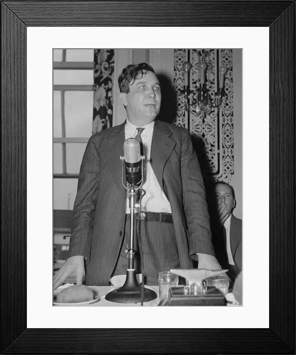 Framed Print : Wendell Willkie addressing the National Press Club. June 12, 1940 Framed Print : Wendell Willkie addressing the National Press Club. June 12, 1940