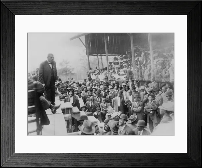 Framed Print : Booker T. Washington addressing a laughing crowd of African American men in Lakeland, Tennessee, during his campaign promoting African American education. Ca. 1900