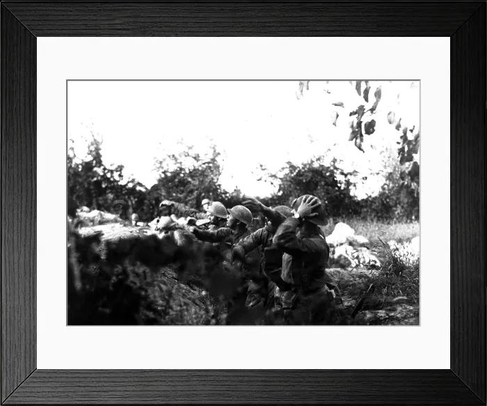 Framed Print : American soldiers in the Battle of the Piave River hurling hand grenades into Austrian trenches
