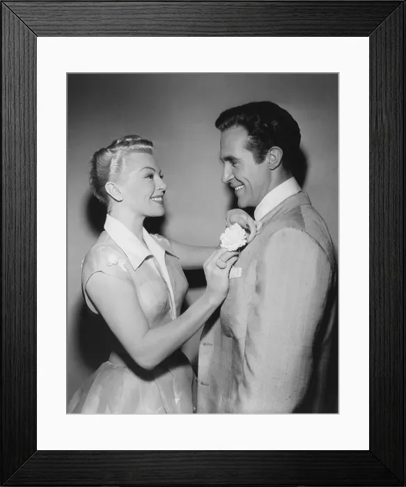 Framed Print : LATIN LOVERS, from left: Lana Turner, Ricardo Montalban on set, 1953
