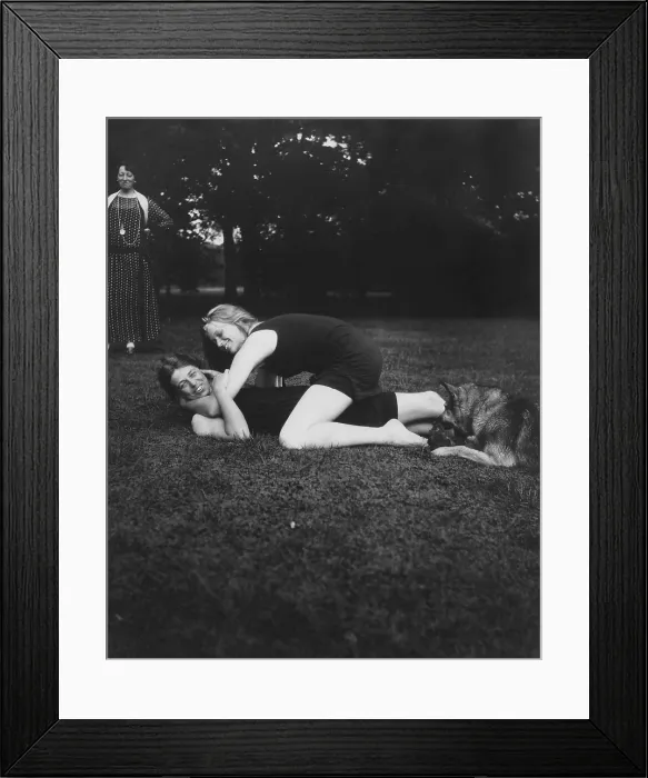 Framed Print : Eleanor Roosevelt and her 19 year old daughter Anna playing at Hyde Park. July 1925. (BSLOC_2013_6_36)
