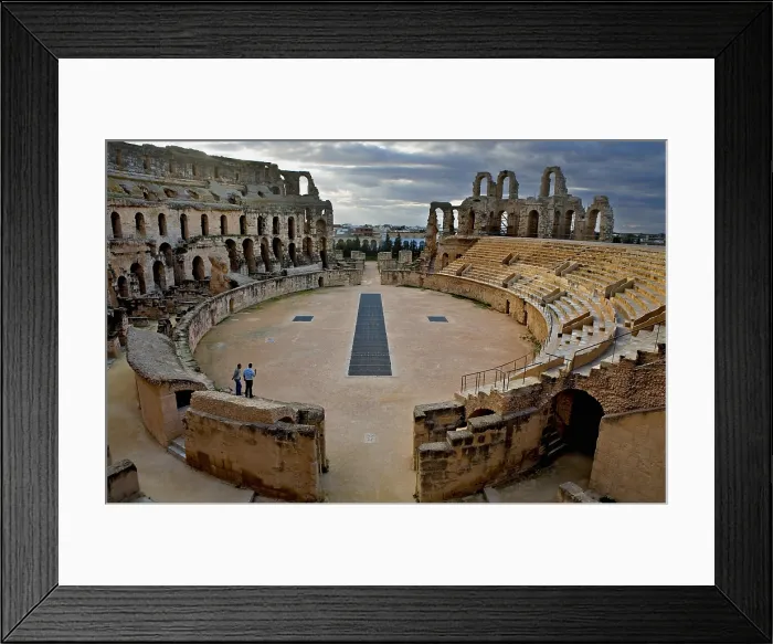 Framed Print : Amphitheatre of El Djem. 238. TUNISIA. El Djem. Roman art. Late Empire. - Lucas Vallecillos / Iberfoto / Everett Collection (335187)**US SALES ONLY**