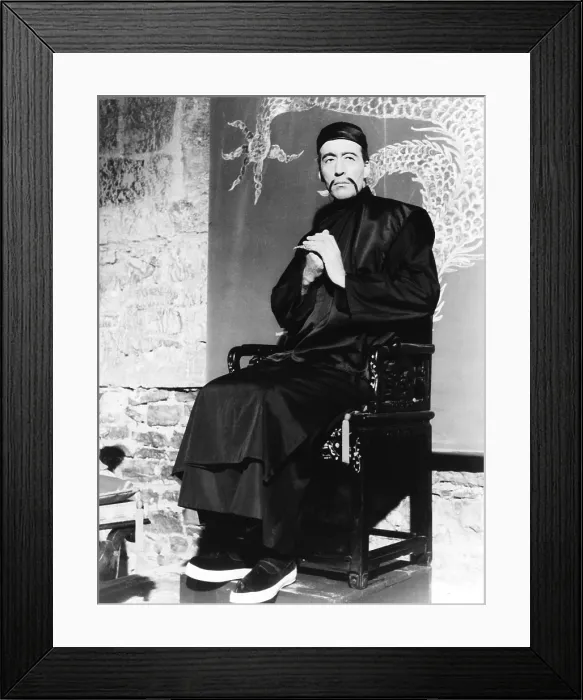 Framed Print : THE FACE OF FU MANCHU, Christopher Lee, 1965 Framed Print : THE FACE OF FU MANCHU, Christopher Lee, 1965