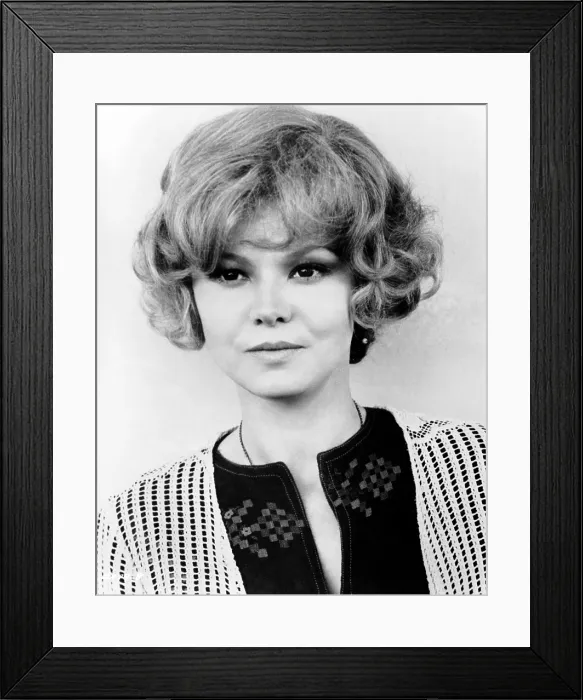 Framed Print : FAMILY PLOT, Barbara Harris, 1976