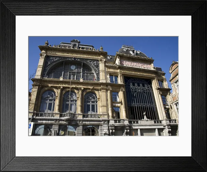 Framed Print : BELGIUM. Ghent. Friday Market Square (Vrijdagmarkt). 'House of the People', built by the Socialist in the early 20th century (Ons Huis Bond Moyson). Architecture