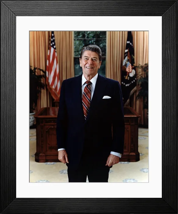 Framed Print : Official Portrait of President Reagan in the Oval Office. June 3 1985. PO-USP-Reagan_NA-12-0061M