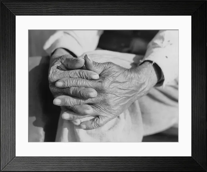 Framed Print : The aged hands of Mr. Henry Brooks, ex-slave of Greene County, Georgia. Photo by Jack Delano, May 1941 Framed Print : The aged hands of Mr. Henry Brooks, ex-slave of Greene County, Georgia. Photo by Jack Delano, May 1941