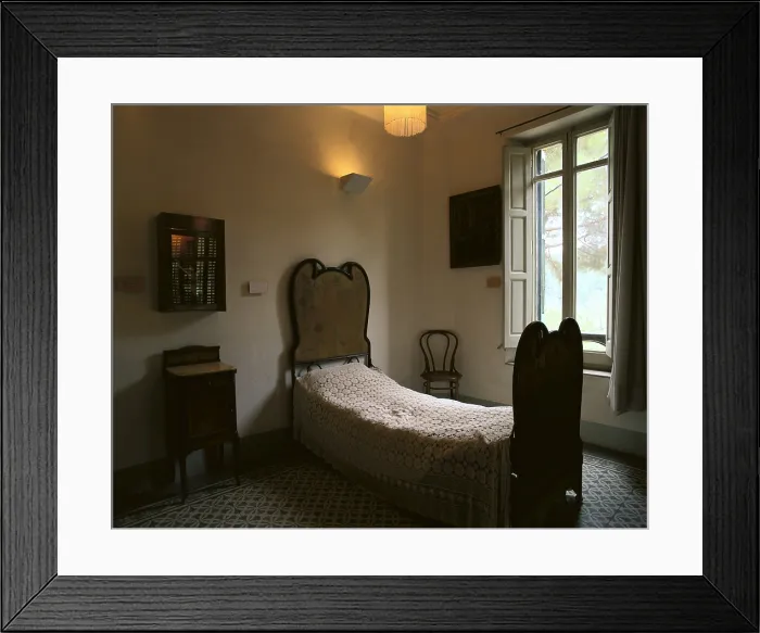 Framed Print : GAUDI i CORNET, Antoni (1852-1926). Bedroom of Gaudi from 1906 to 1925. Modernism. Furniture. SPAIN. CATALONIA. Barcelona. Park GUell. SPAIN. Barcelona. Gaudi House-Museum. - J