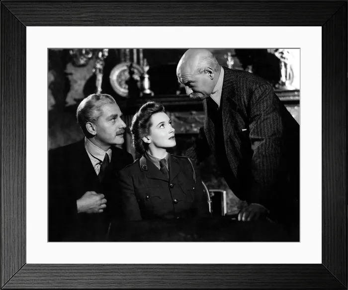 Framed Print : THE LIFE AND DEATH OF COLONEL BLIMP, (aka THE ADVENTURES OF COLONEL BLIMP), Anton Walbrook, Deborah Kerr, Roger Livesey, 1943