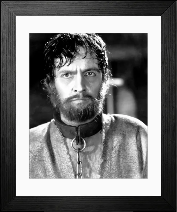 Framed Print : LES MISERABLES, Fredric March, 1935 Framed Print : LES MISERABLES, Fredric March, 1935