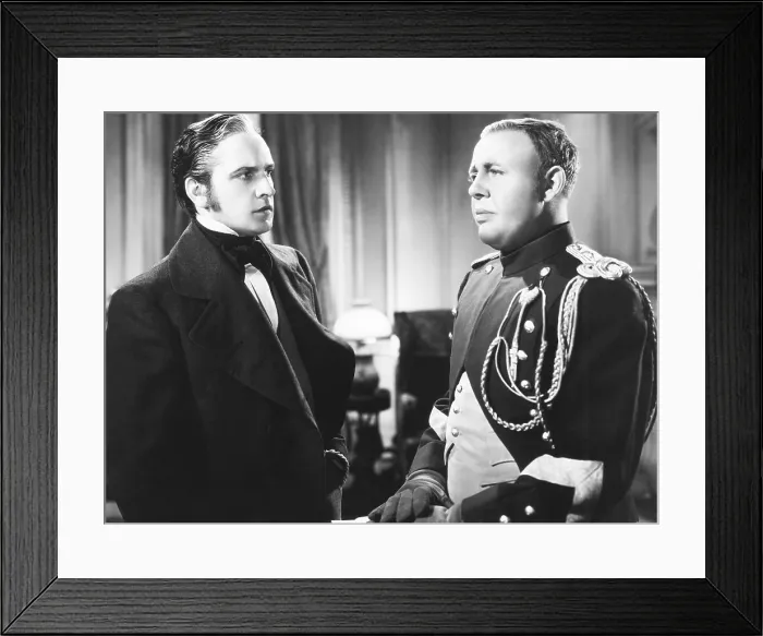Framed Print : LES MISERABLES, from left: Fredric March, Charles Laughton, 1935, TM & Copyright 20th Century Fox Film Corp. / courtesy Everett Collection