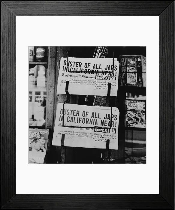 Framed Print : San Francisco Examiner headline announcing internment of Japanese Americans during WW2. On February 19, 1942, Franklin D