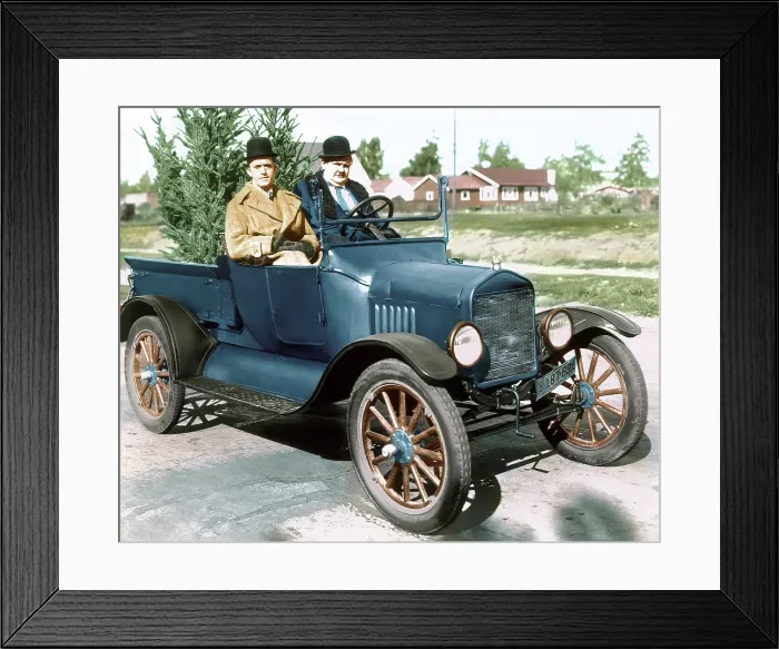 Framed Print : BIG BUSINESS, (from left): Stan Laurel, Oliver Hardy, 1929