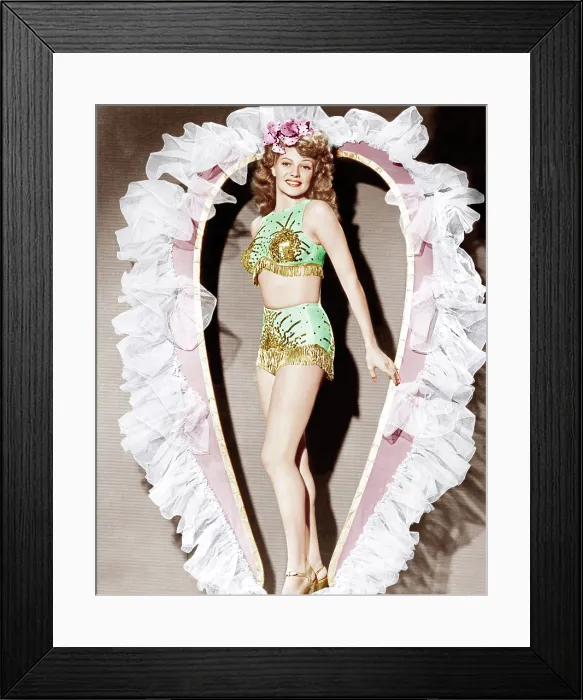 Framed Print : COVER GIRL, Rita Hayworth, 1944 Framed Print : COVER GIRL, Rita Hayworth, 1944